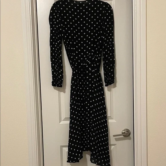 NWOT! Bardot Black Long Sleeve Polka Dot Dress, Size Medium - Picture 5 of 5